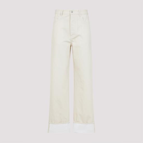 824659 V5DV0 9247 PALE MERINGUE