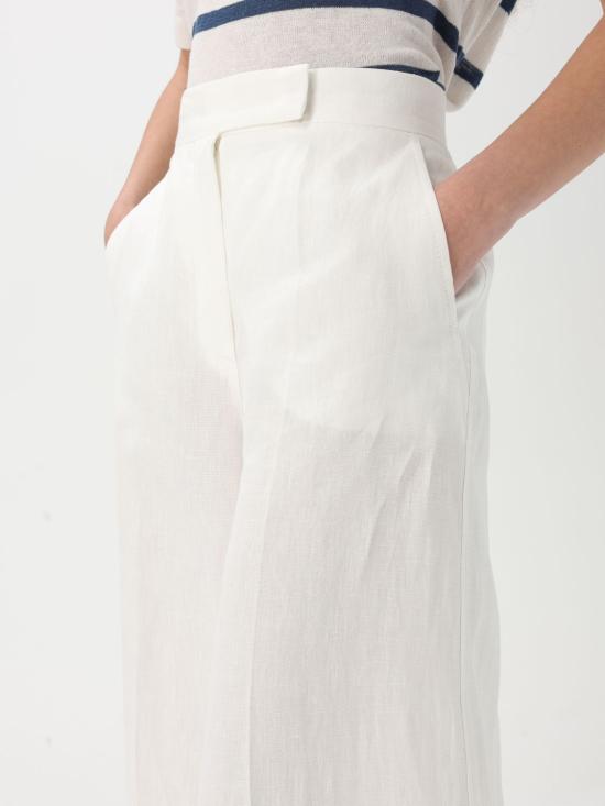 2511131092600 005 White