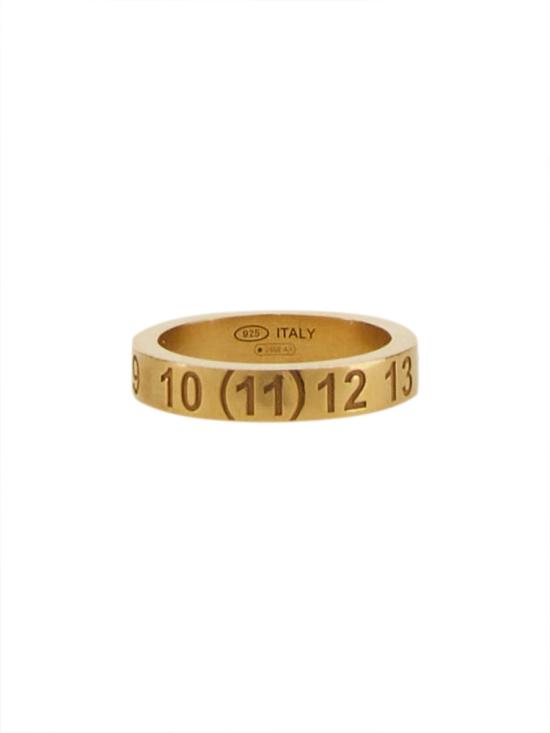 SI8UQ0001 GOLD
