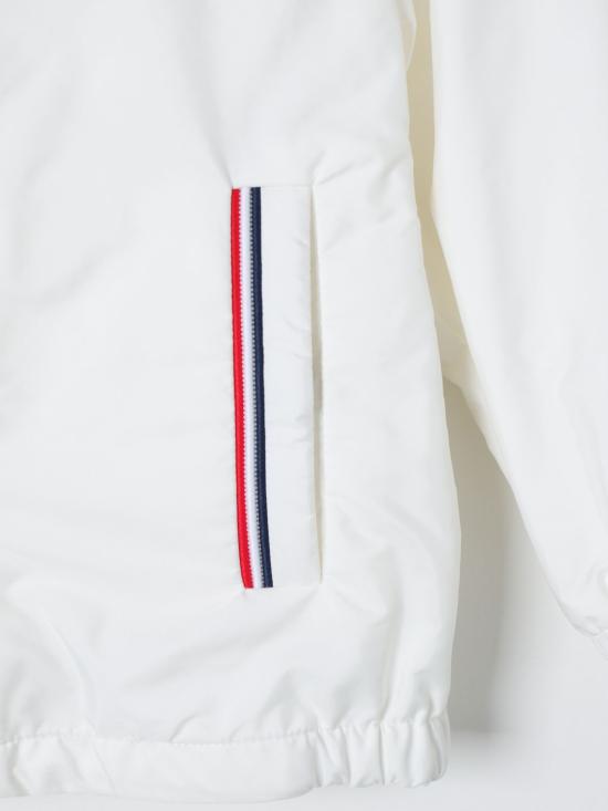 1A000155968E 032 White