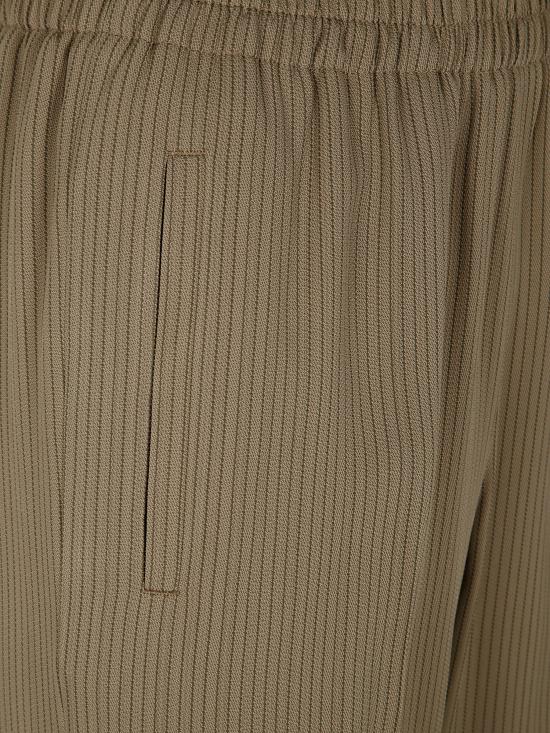 GWP00821 P001870 55550