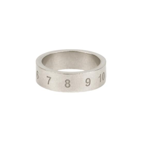 SI8UQ0003