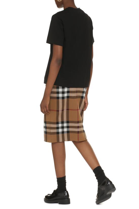 8055251130828 BLACK