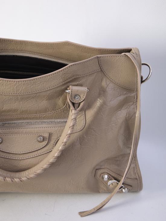 823058 BEIGE