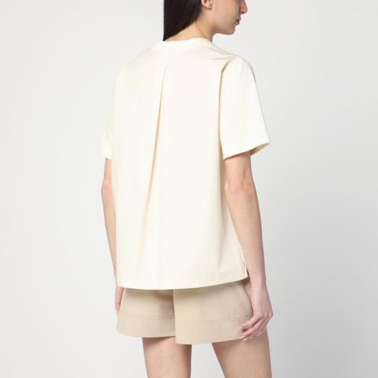 8C000 2089A4U XI MONCL 050 323 white