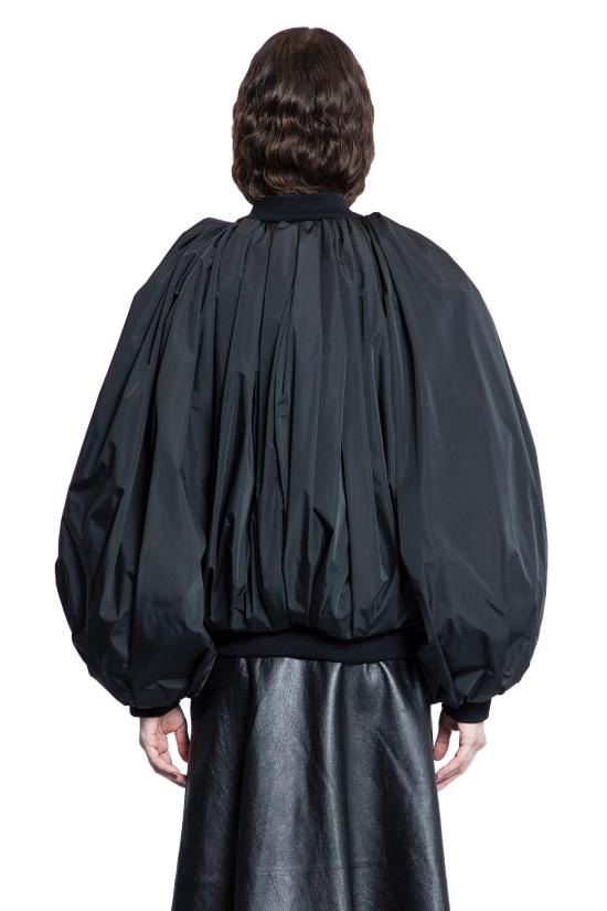 831515TRO061000 Black