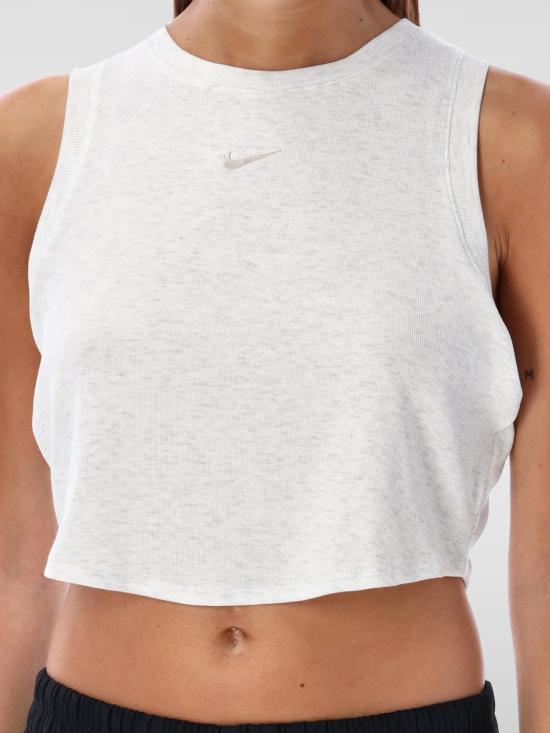 FB8279 051 White