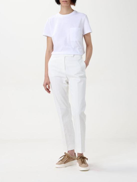 2511131072600 056 White