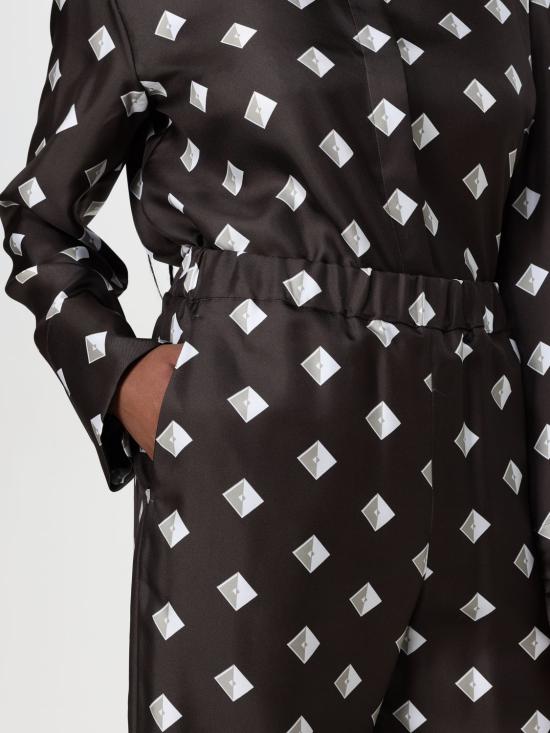 2516131027600 001 Brown