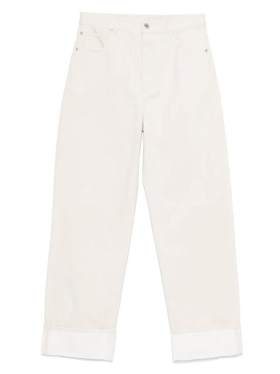 824659 V5DV0 9247 PALE MERINGUE