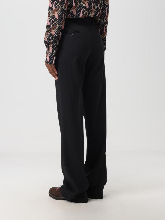 122438034 001 Black