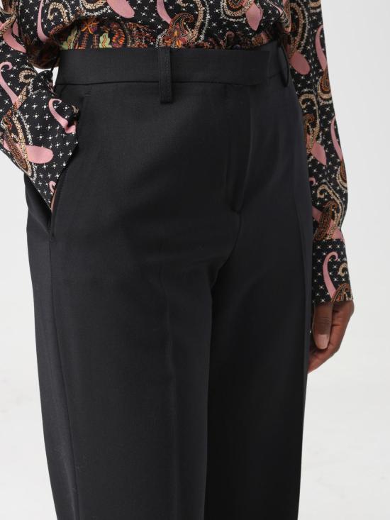 122438034 001 Black