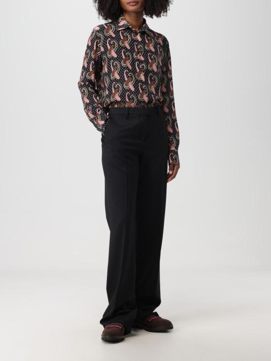 122438034 001 Black