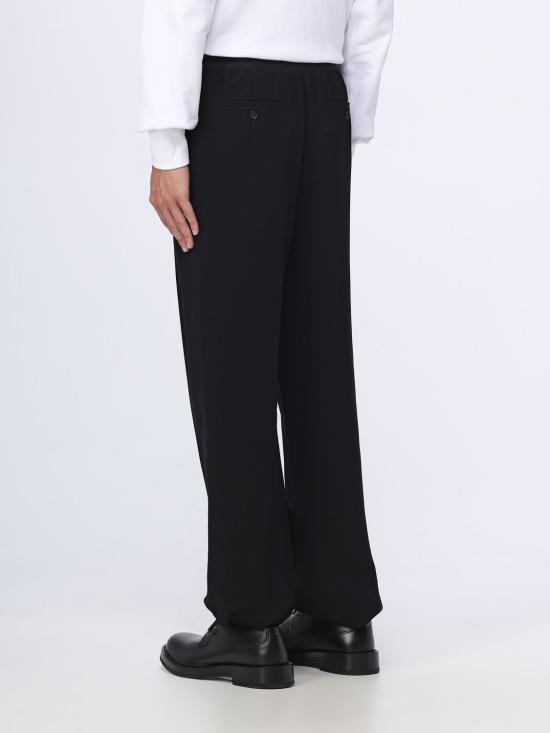 745802QVP28 1000 Black