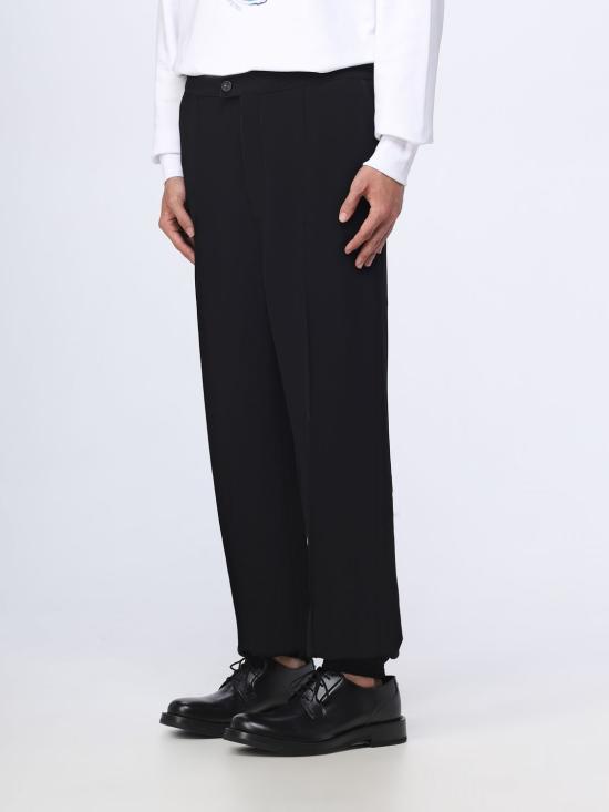 745802QVP28 1000 Black