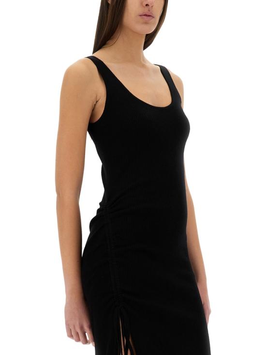MR582UH4VR 001BLACK