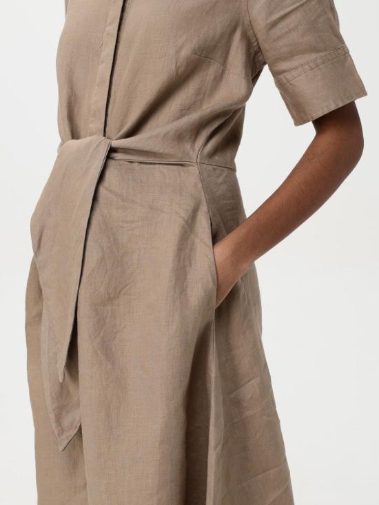200905667 016 Brown