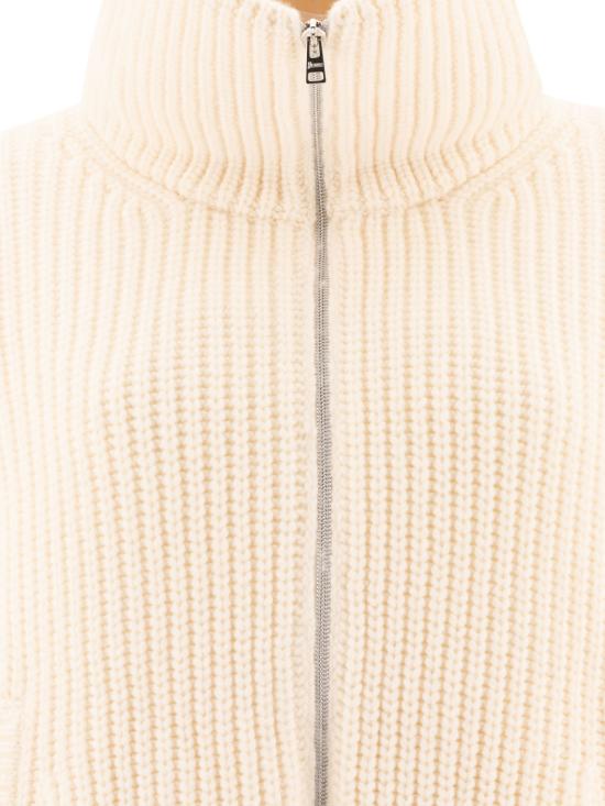 MC00034DR702211000 White