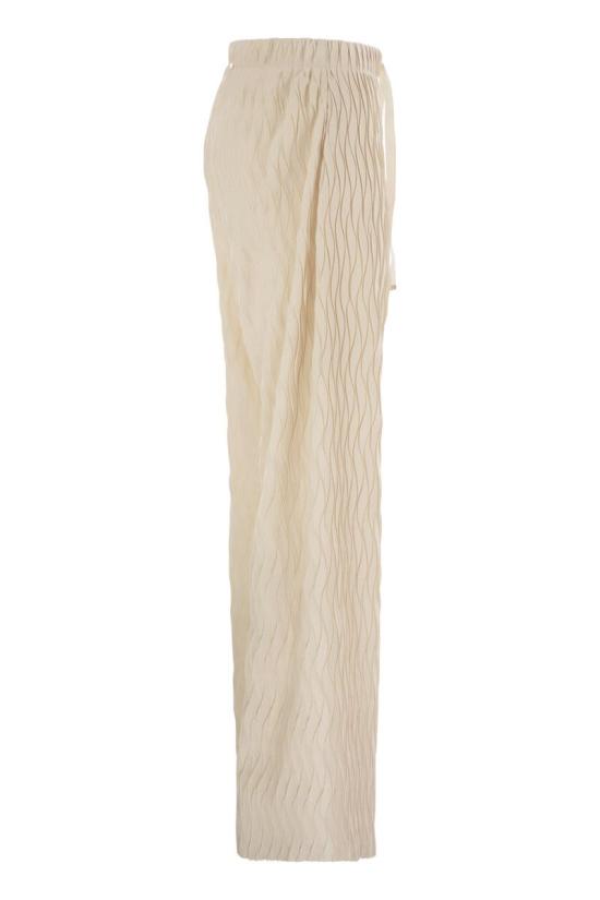 PT000118D 1985 CREAM