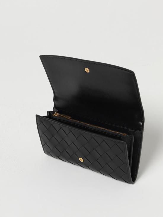 814671VCPP3 8425 Black