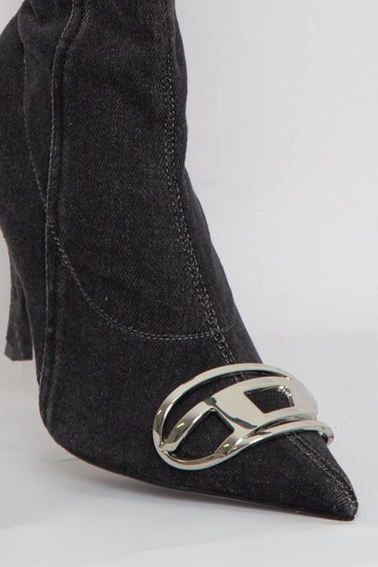 Y03366 P6901 SS25 T8013 Black
