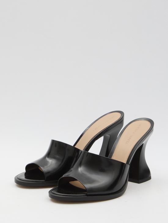 787038 V4BO01000 BLACK