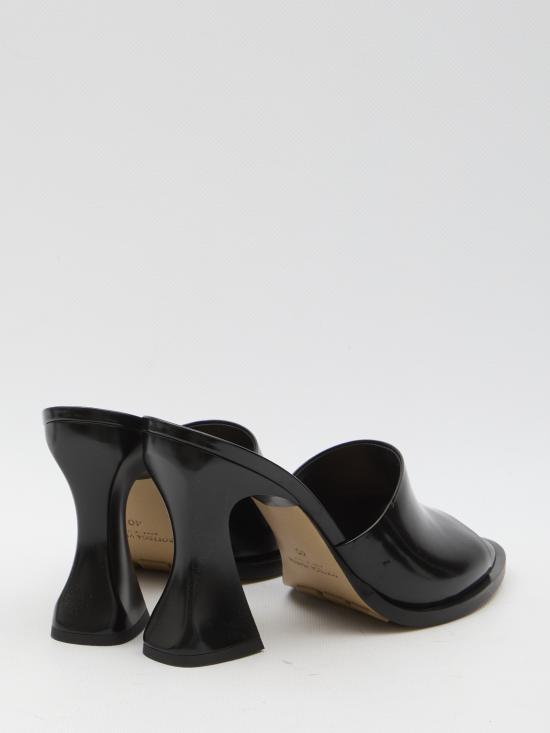787038 V4BO01000 BLACK