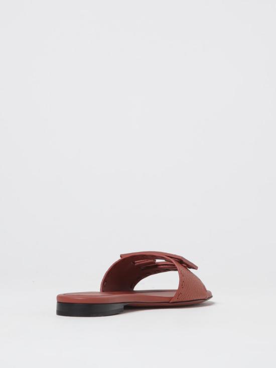 8R8136AQY2 F1STQ Leather