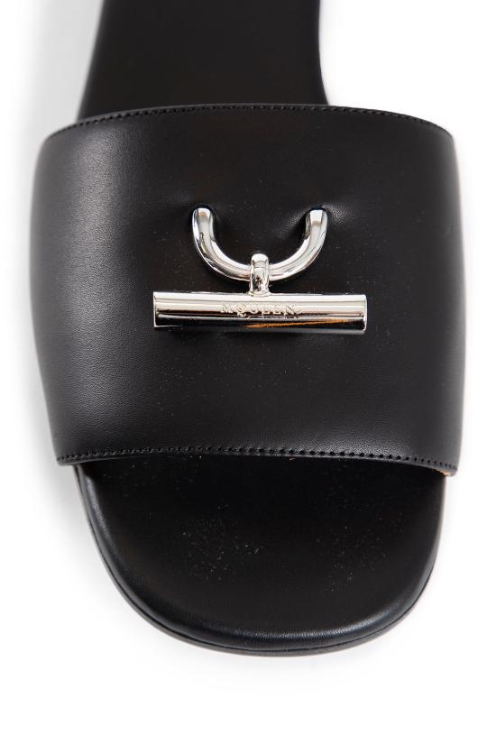 817471WIACT1064 Black
