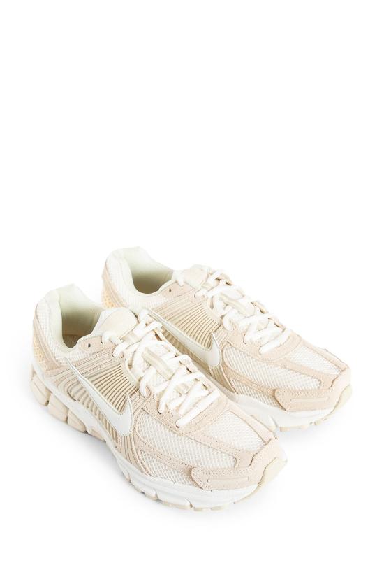 HQ0458200 Off white