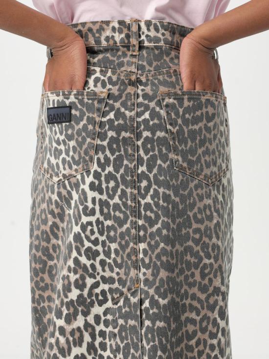 J1445 943 Brown
