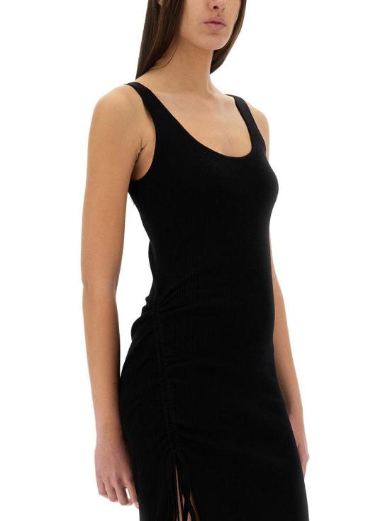 MR582UH4VR 001BLACK