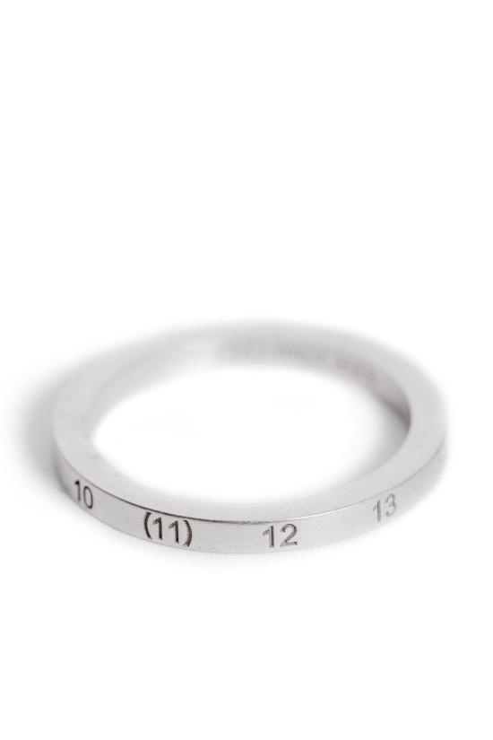 SI8UQ0002SV0129951C Silver