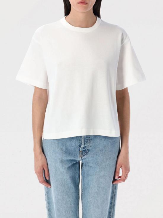 211967106 001 White