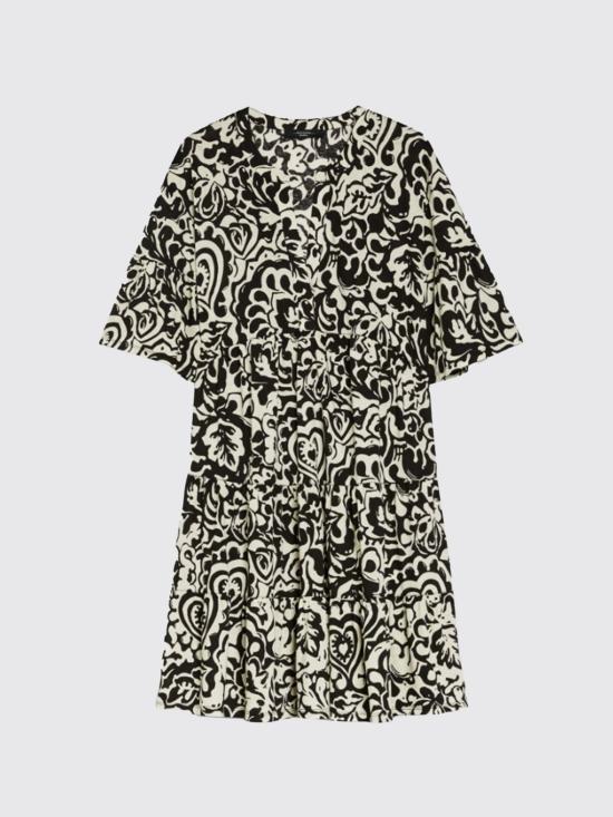 2515621072600 005 Black
