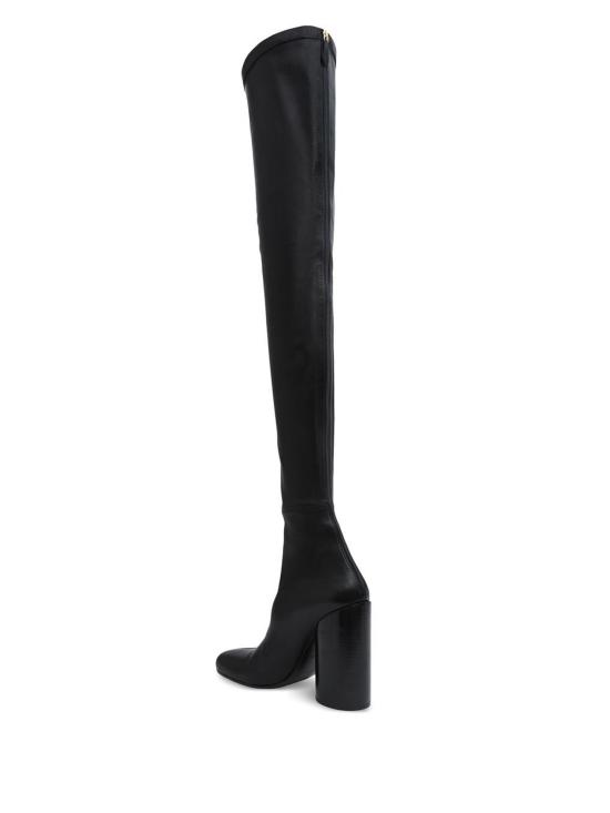 8060467 Black