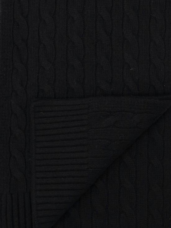 449959345 001 Black