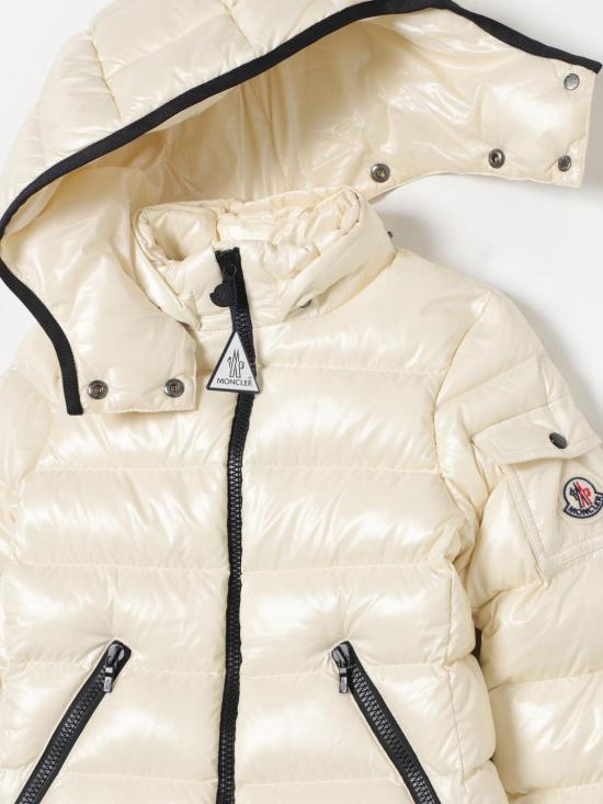 1A5271068950 070 White