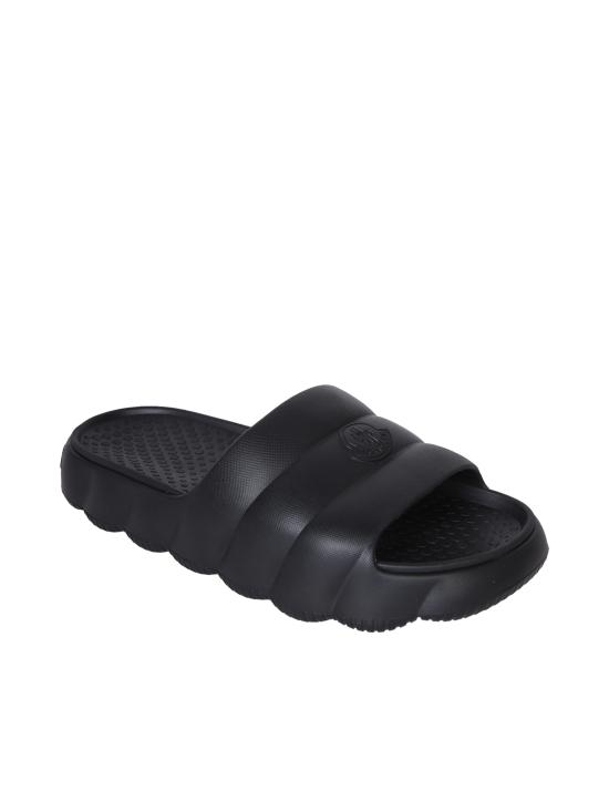 4C00040 M2559 999 Black