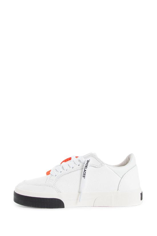 OMIA293C99LEA0020110 White