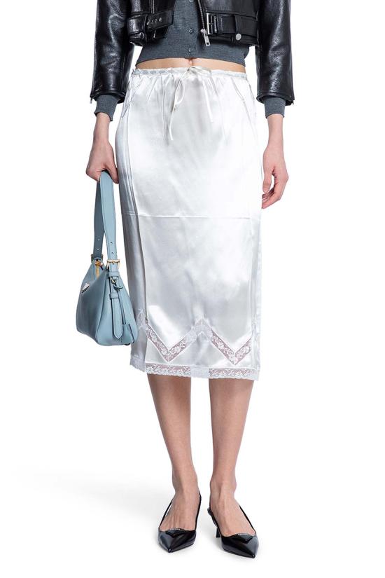 P109W15ZCF0009 White
