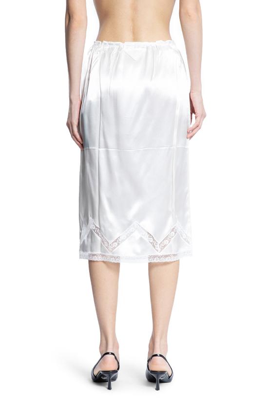 P109W15ZCF0009 White