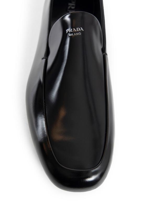 2DG153055F0002 Black