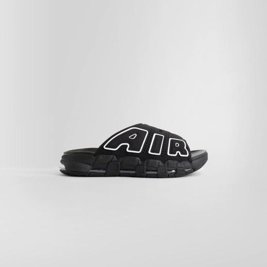 DV2132001 Black