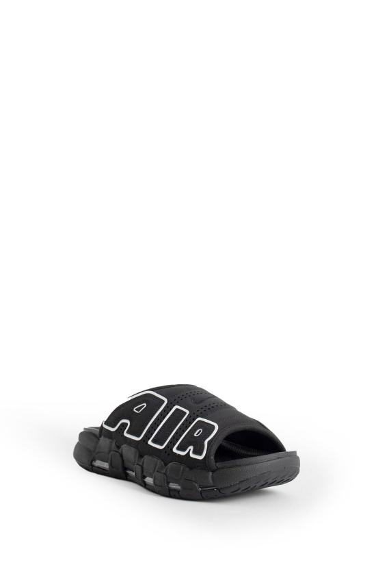 DV2132001 Black
