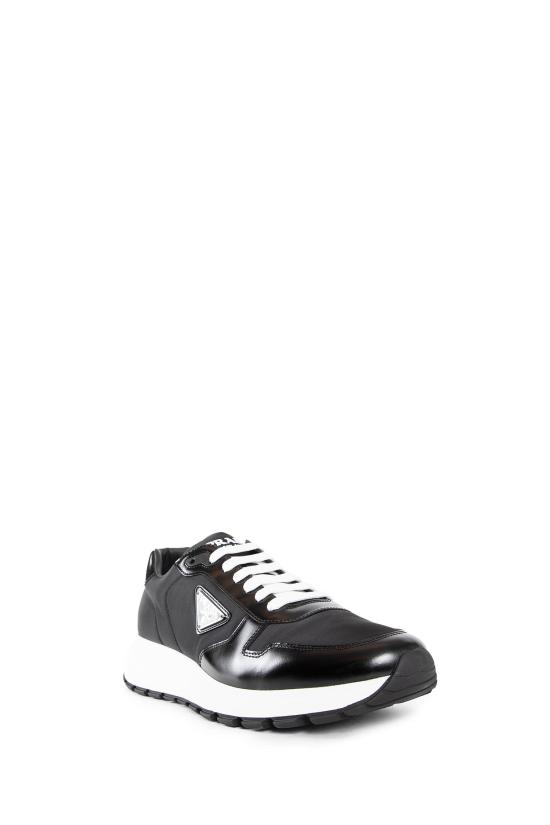 2EE3693LF5F0002 Black