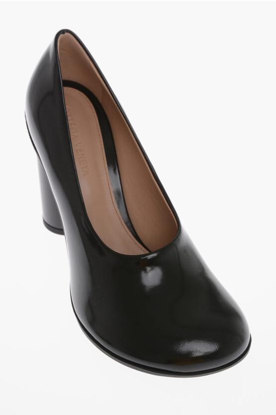 740737 V2LR0 1000 Black