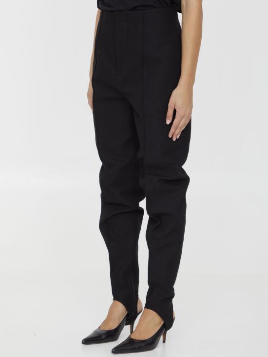 736493 BLACK