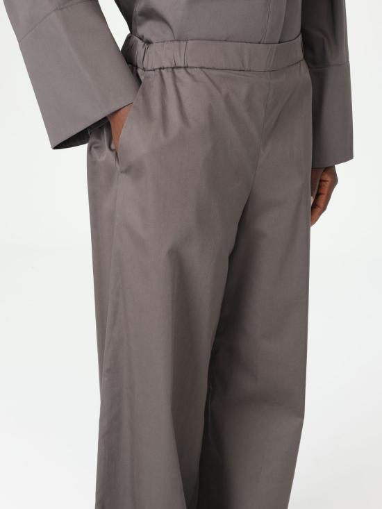 2516131027600 001 Brown