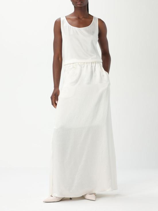 2516101028600 001 White